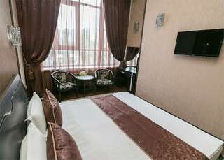 Гостиница Golden House Нижний Новгород Трехместный номер-2